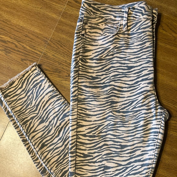 Sam Edelman Women’s Pants. - Picture 3 of 9